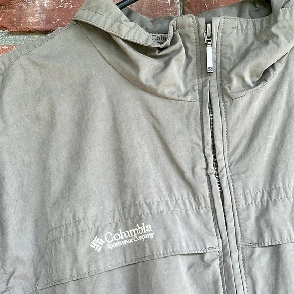 Columbia Tan Windbreaker Lightweight Jacket size large - Picture 2 of 9